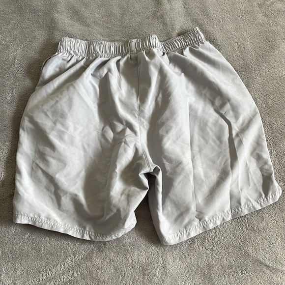 Nike Board Shorts - Picture 2 of 2